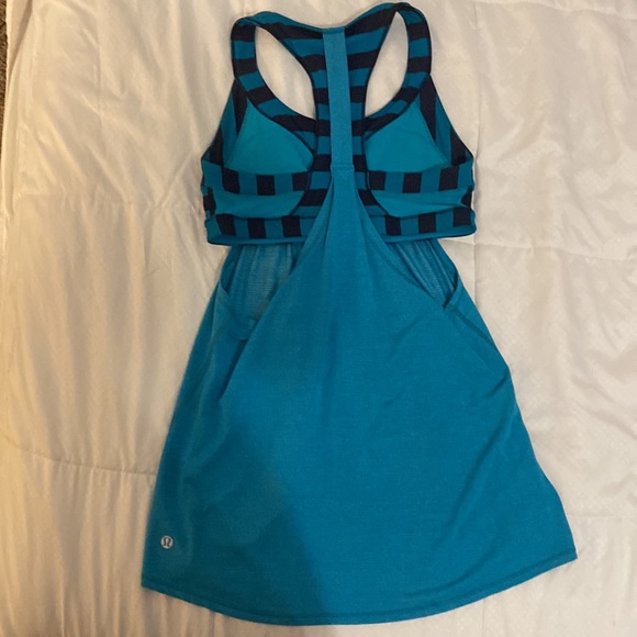 Lululemon 2 in 1 run tank Size 6 surge micro macro stripe - Picture 2 of 3